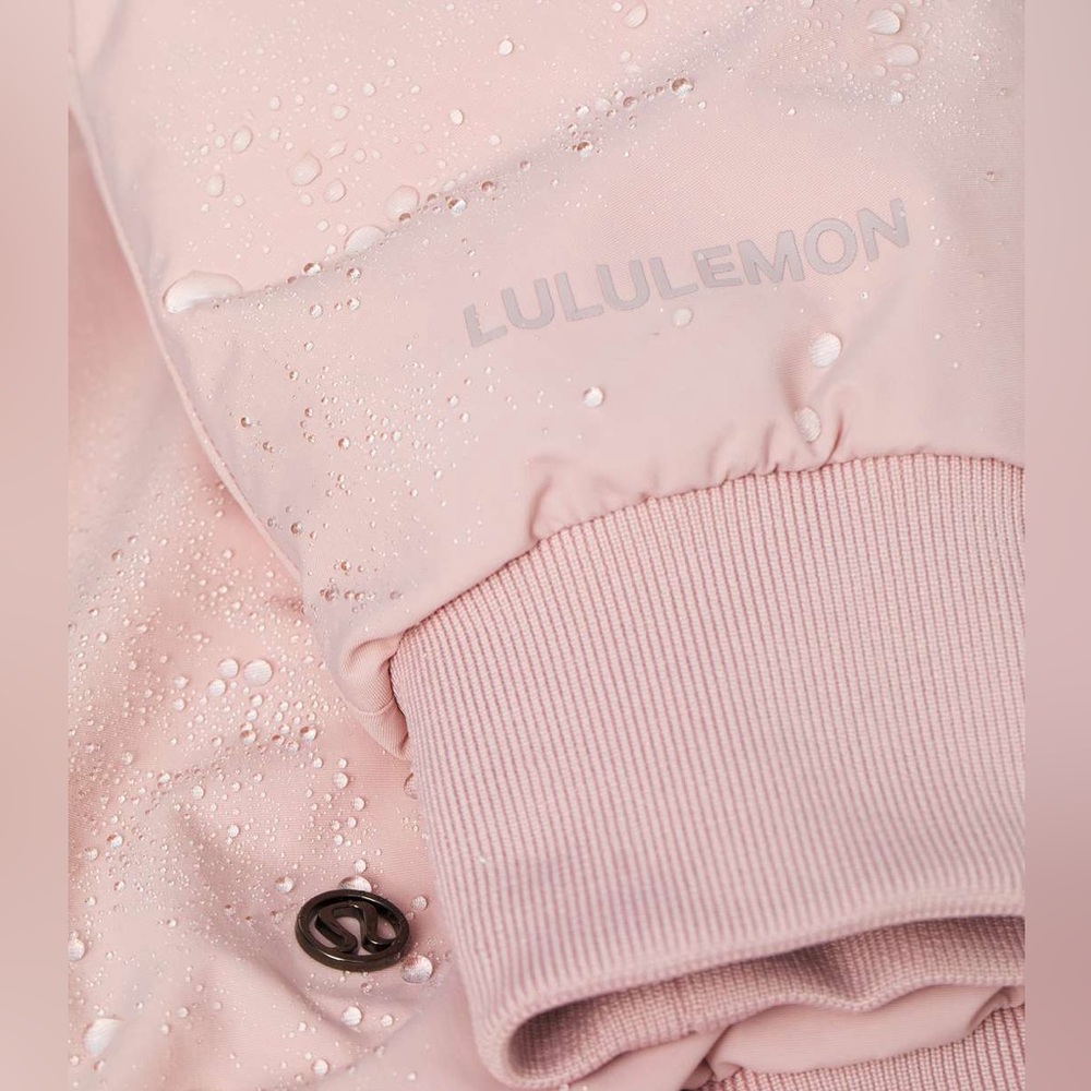 Lululemon Winter Warrior Coat•Bomber Goose Down Glyde•Porcelain Pink•FLAWLESS•4 - Picture 5 of 16